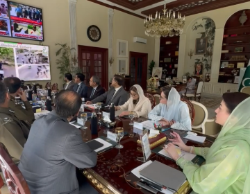 ستھرا پنجاب کی گاڑیوں