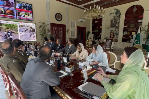 ستھرا پنجاب کی گاڑیوں