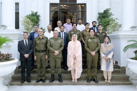 مینیجنگ ڈائریکٹر پیپرا صاحبزادی وسیمہ عمر