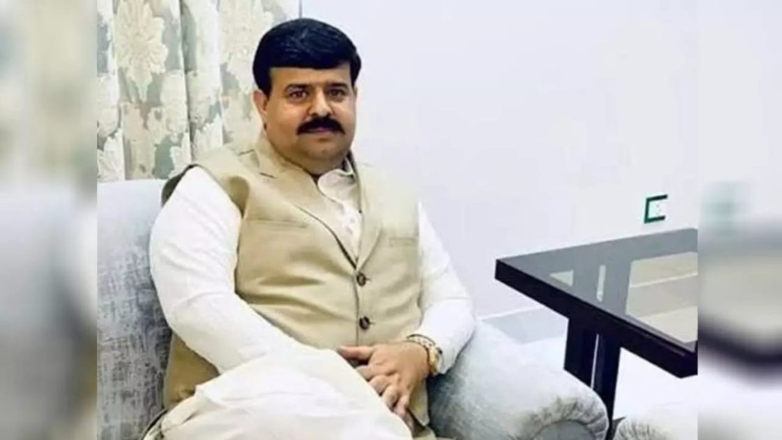 پی ٹی آئی رہنما عبداللہ طاہر
